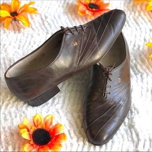 Vintage Stacy Adams round pointed toe shoes 10.5